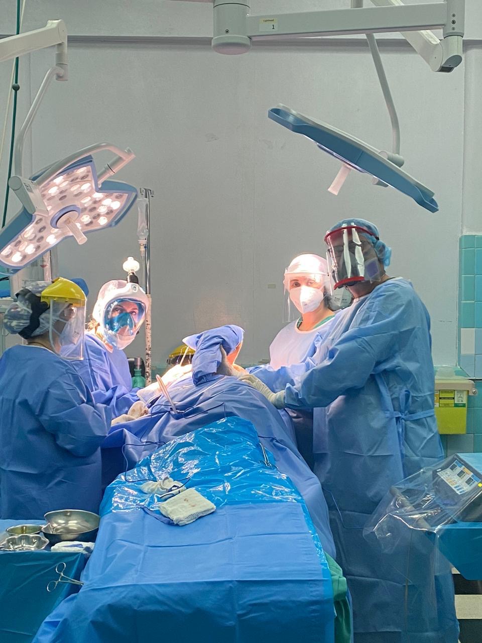 Hospital Eduardo Pereira mantiene resolución de intervenciones quirúrgicas de alta complejidad, GES y oncológicas