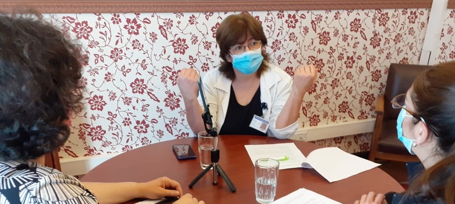 Doctora HEP Mónica Berenguer: “el bienestar de las personas no está sólo en las manos técnicas de los médicos”.