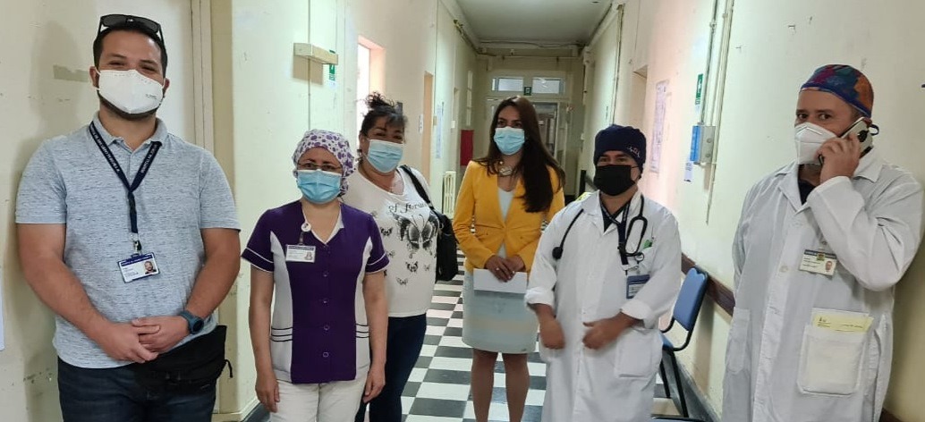 80 funcionarios de Unidad de Paciente Crítico y de mayor riesgo, fueron los primeros vacunados Covid-19 del HEP