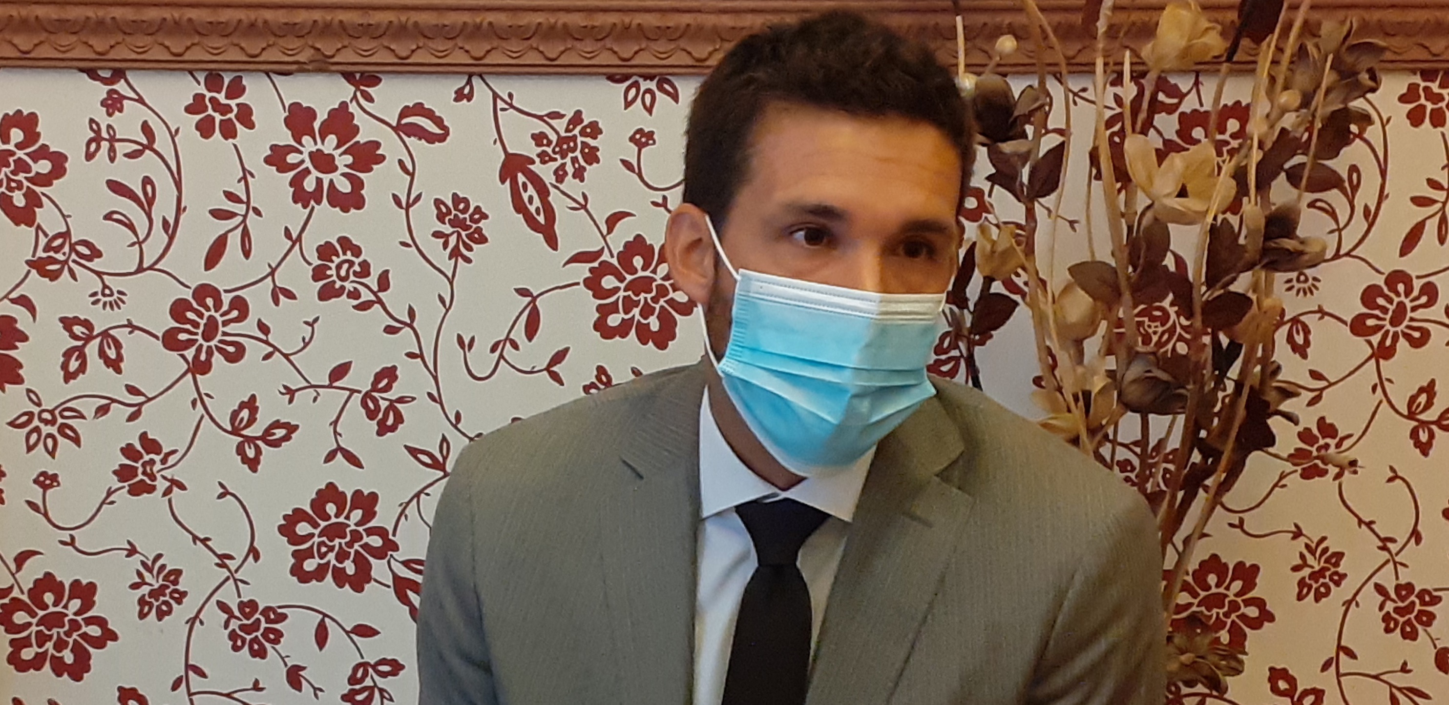 El paciente es el único dueño de la información contenida en su ficha clínica y él decide con quien compartirla