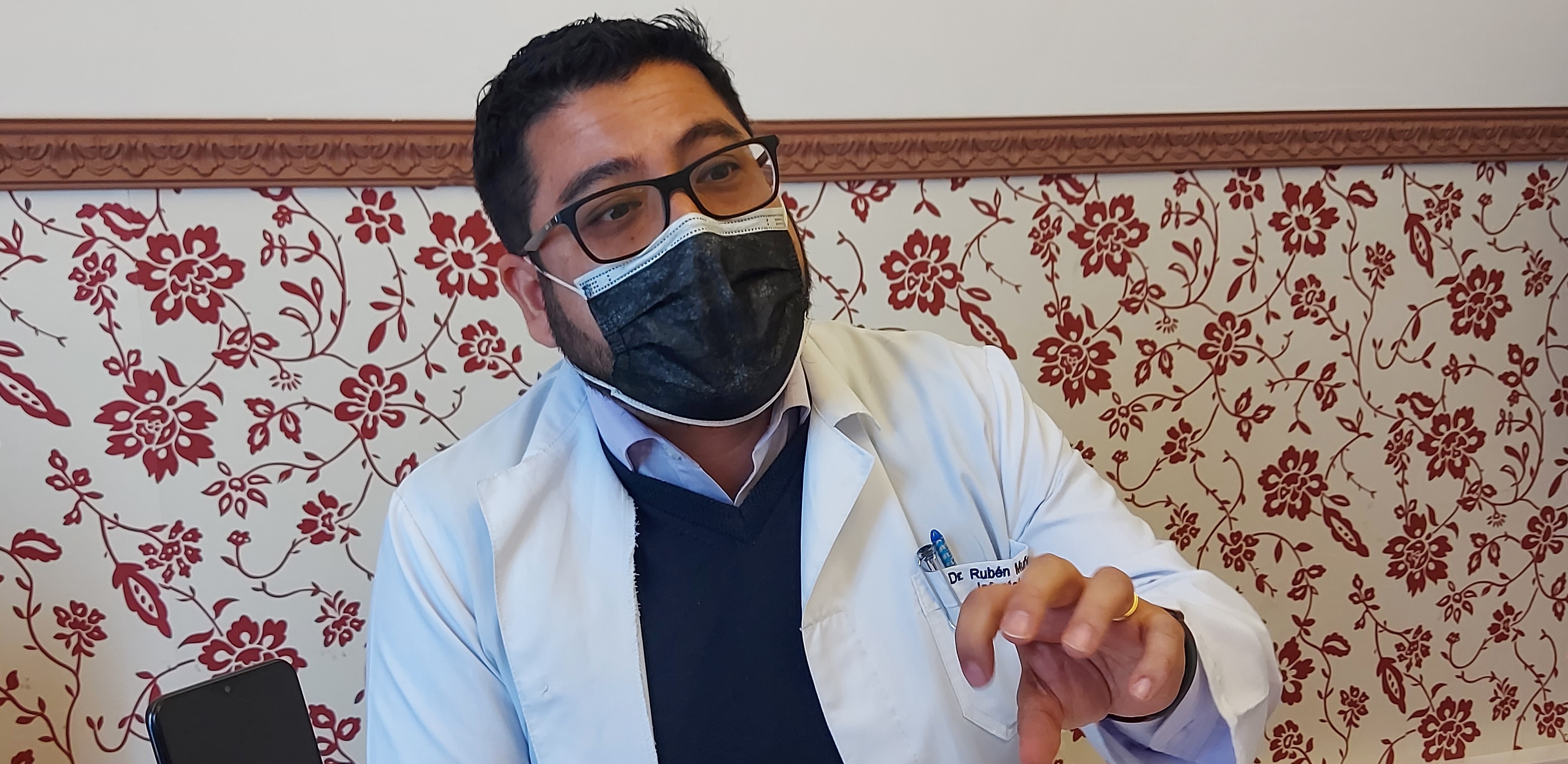 Infectólogo del HEP Dr. Rubén Muñoz explica particularidades de la variante Delta para poder identificar sus síntomas