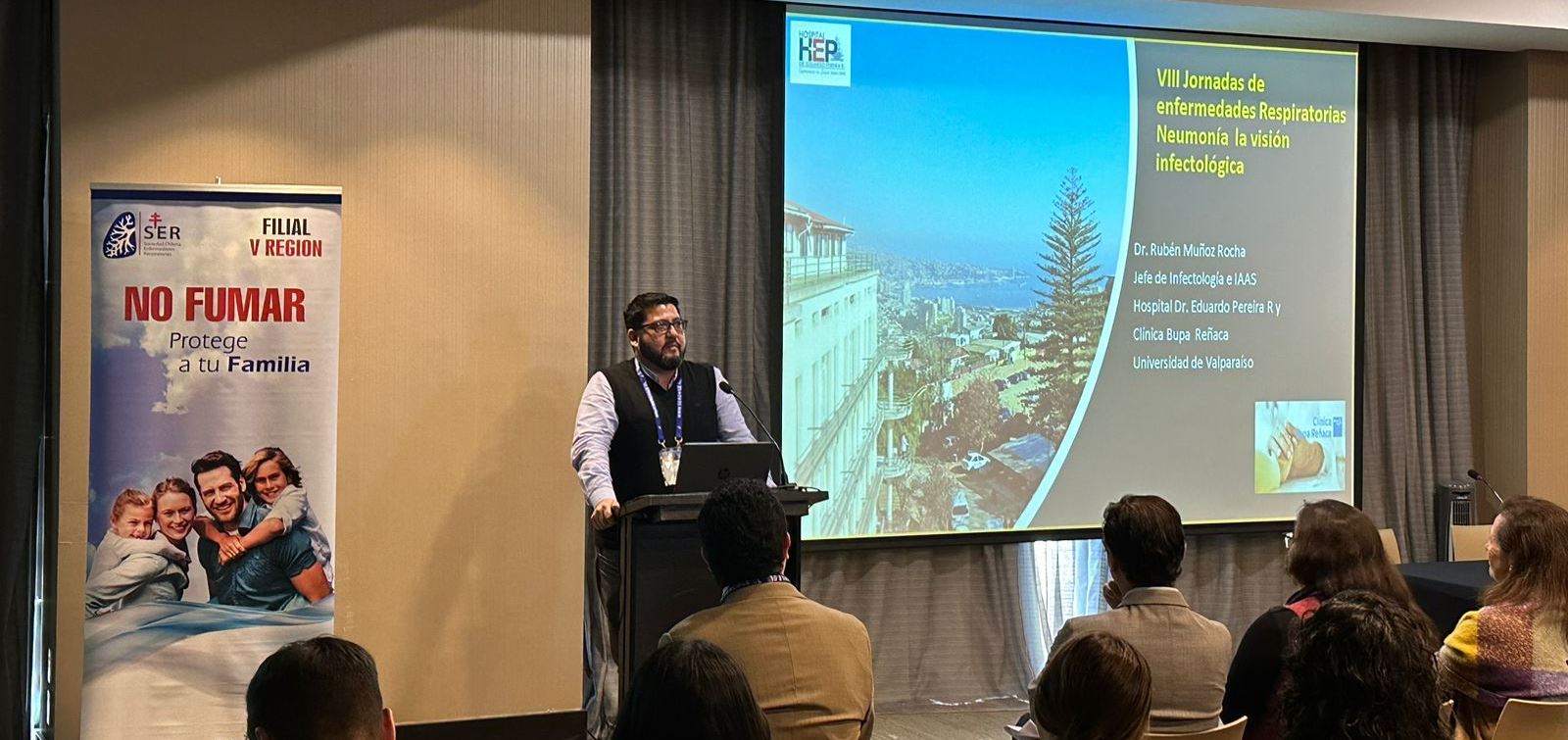 Infectólogo del HEP, Dr. Rubén Muñoz expuso sobre la neumonía en VIII Jornadas de Enfermedades Respiratorias de la Región de Valparaíso